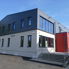 Thomastown Library Exterior)