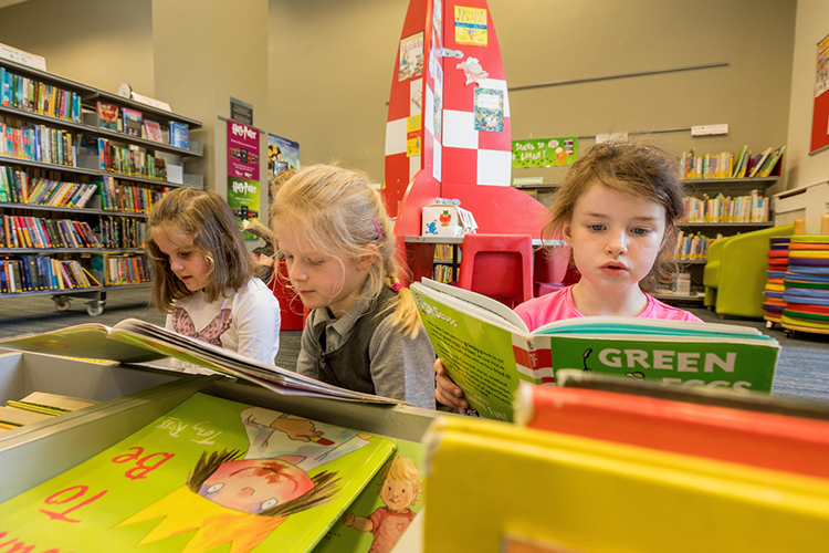 girsl-reading-fb girsl-reading-fb